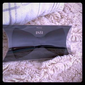 NWT Moss 1851 black satin bow tie